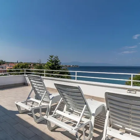 Maestral Apartment