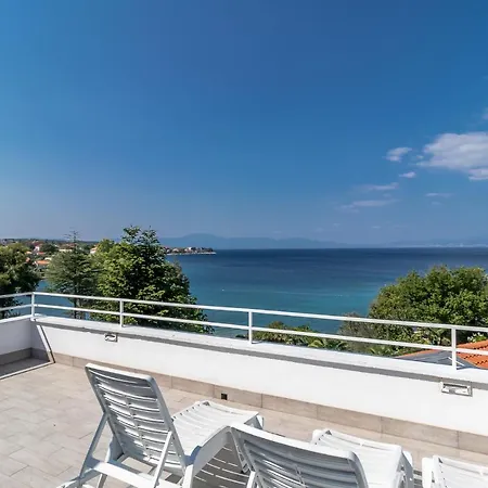 Apartment Maestral