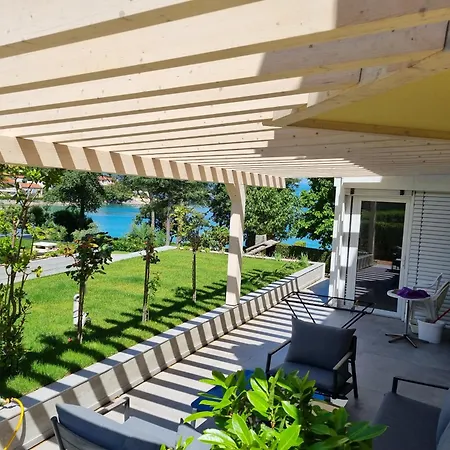 Maestral Apartman *