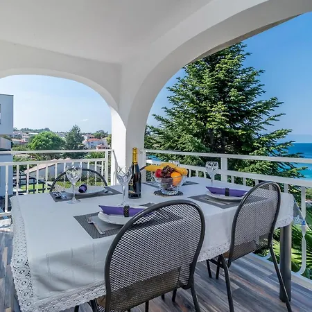 Maestral Apartman Malinska