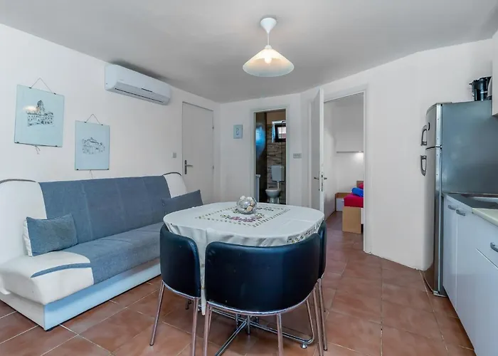Maestral Apartamento Malinska