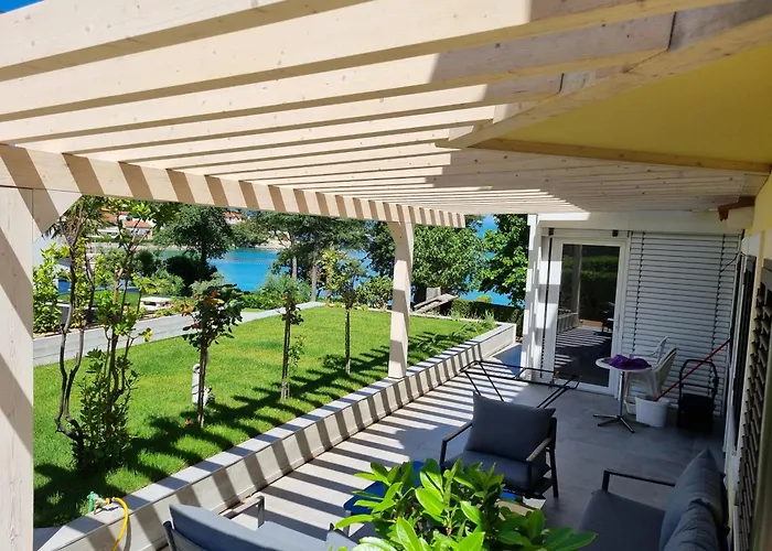 Maestral Apartamento *